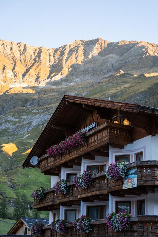 Hotel Das Lisann Pfelders Exterior photo